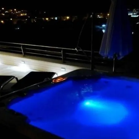 Deluxe Lily - Luxury Two Bedroom With Sea View Apartman Dubrovnik