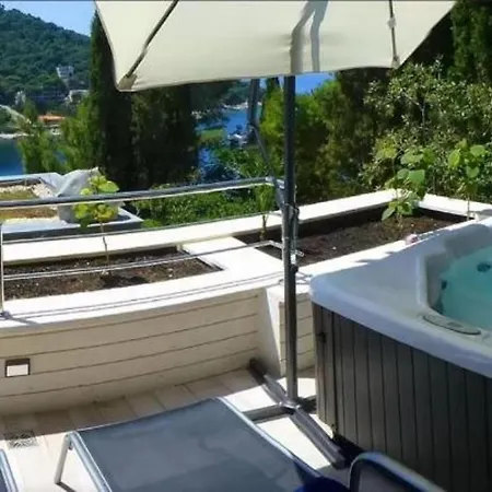 Deluxe Lily - Luxury Two Bedroom With Sea View Apartman *