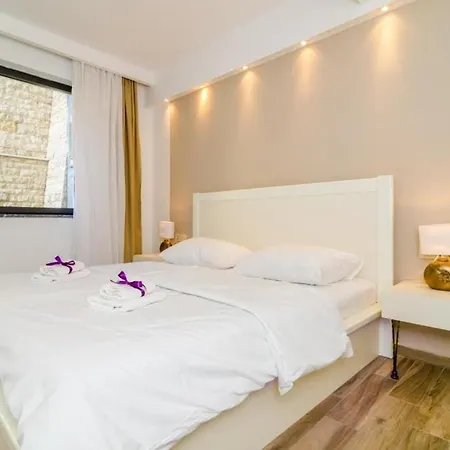 Deluxe Lily - Luxury Two Bedroom With Sea View Apartmán Dubrovník